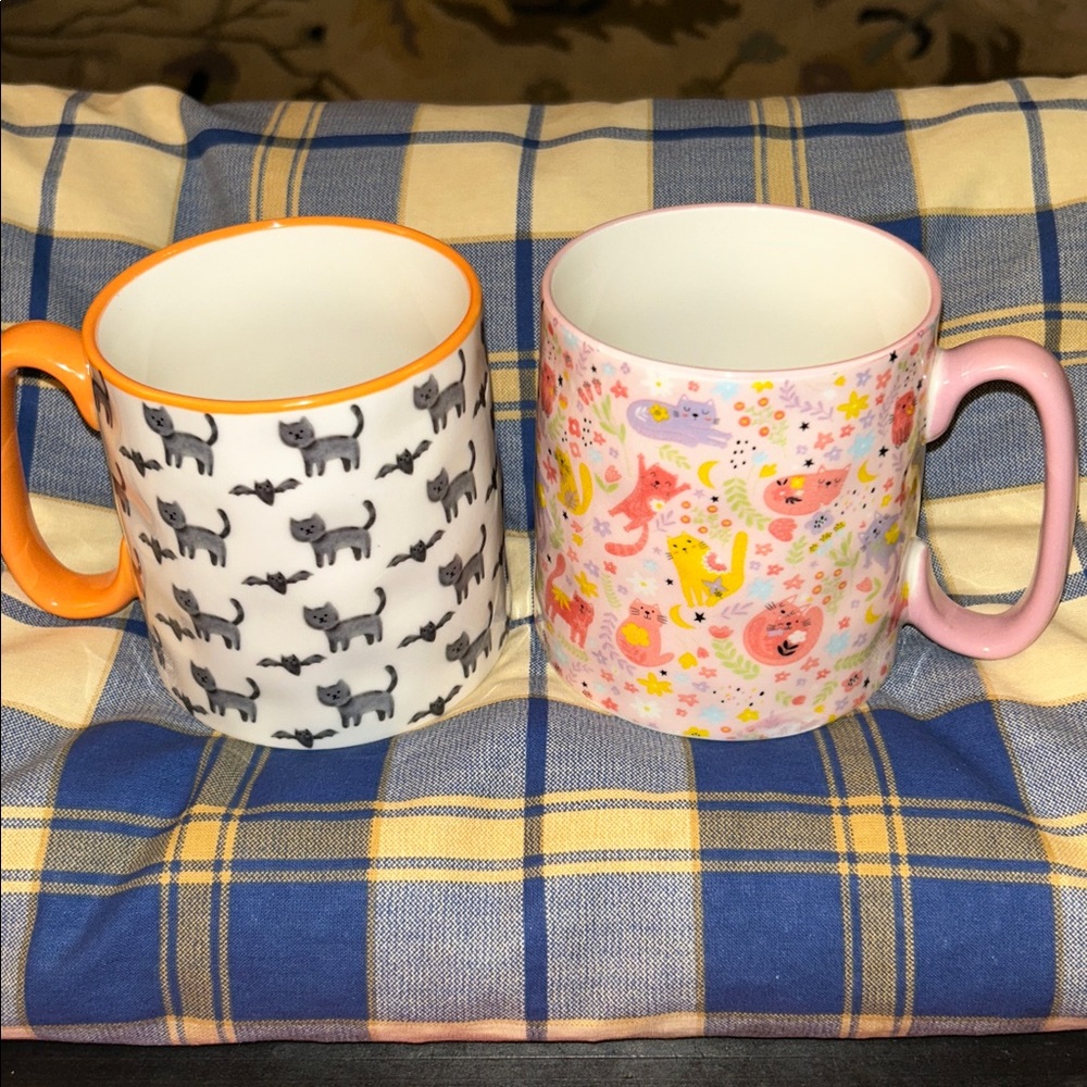 Set of two 10 Strawberry Street Mugs